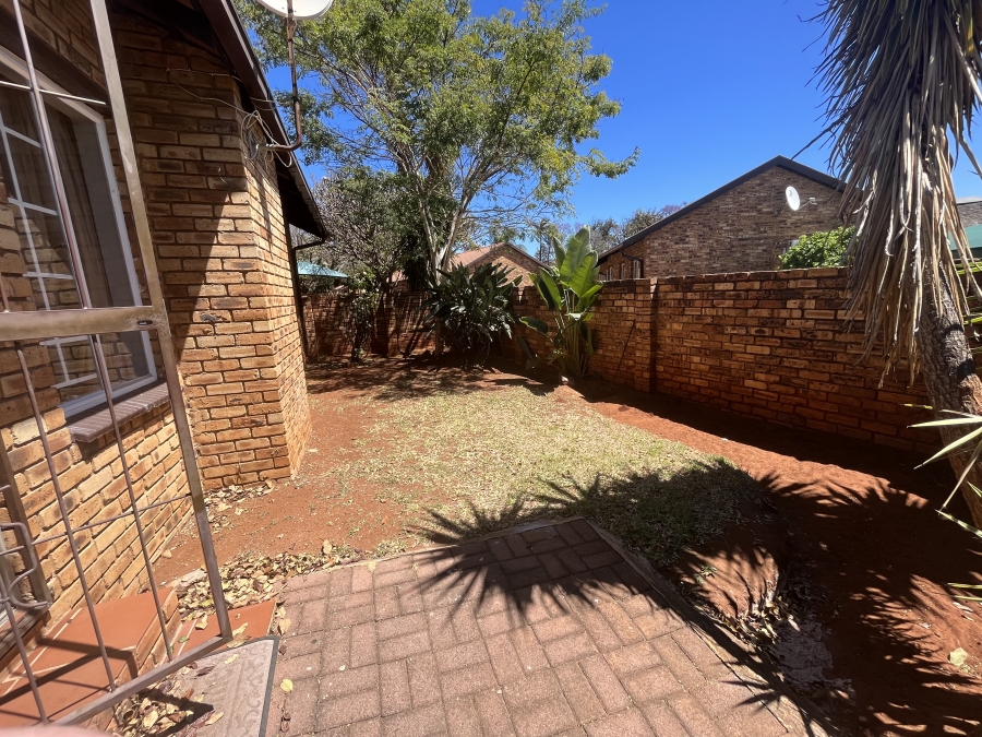 3 Bedroom Property for Sale in Safari Gardens North West